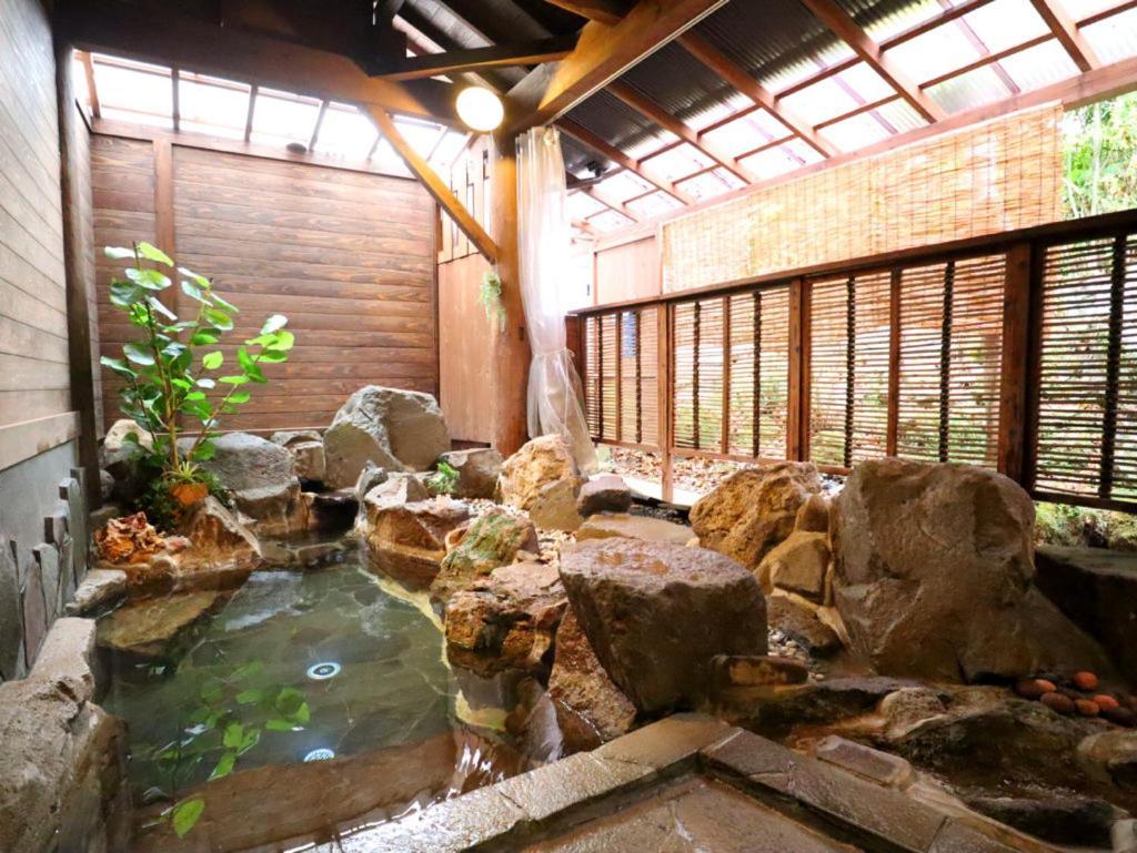 Ban-Ya Hot Spring Inn Yufu Exterior foto